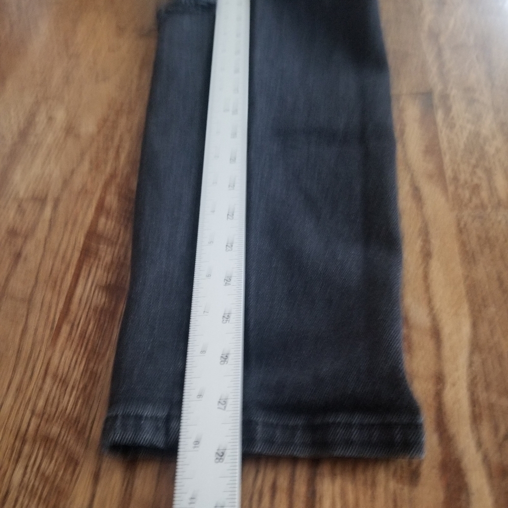 Vibrant High Rise Jeans - Picture 6 of 7